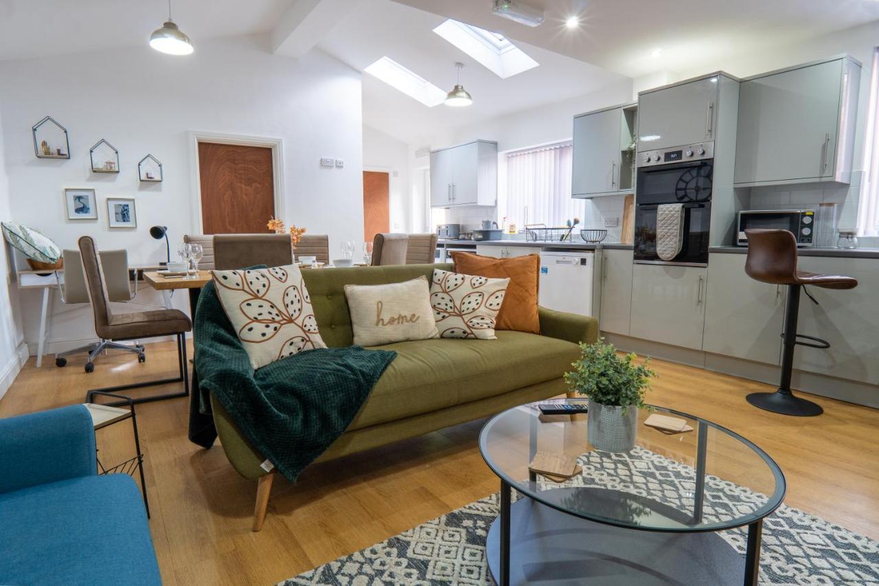 Heartland House, 7 Spacious Bedrooms Sleeps 4 Plus, Near Nec, Jlr,Bhx Бірмінгем Екстер'єр фото