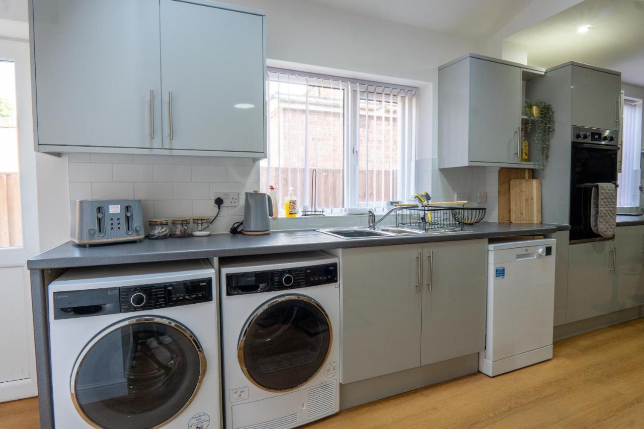 Heartland House, 7 Spacious Bedrooms Sleeps 4 Plus, Near Nec, Jlr,Bhx Бірмінгем Екстер'єр фото